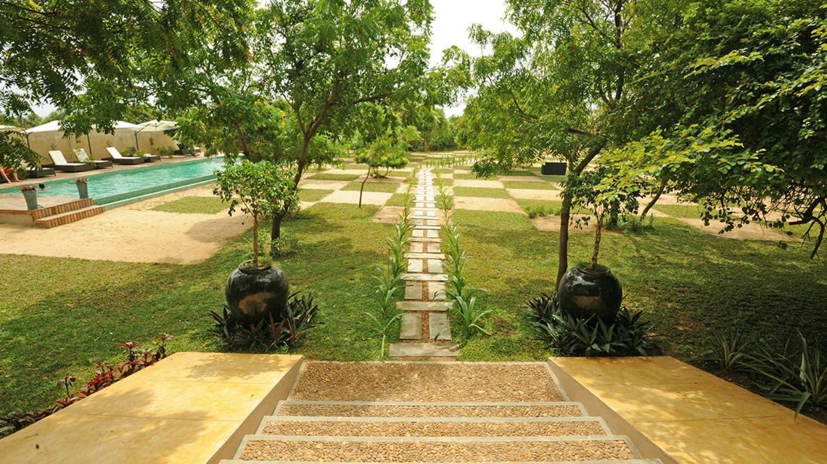 Nikara Luxury Beach House Tissamaharama Exterior photo