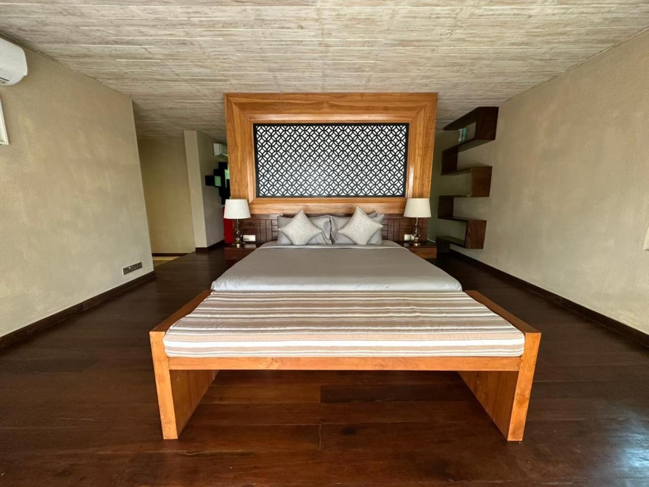 Nikara Luxury Beach House Tissamaharama Exterior photo